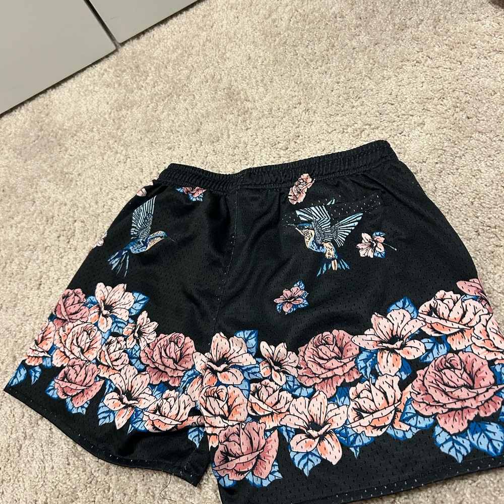 YoungLA Bock party shorts men’s size “M”